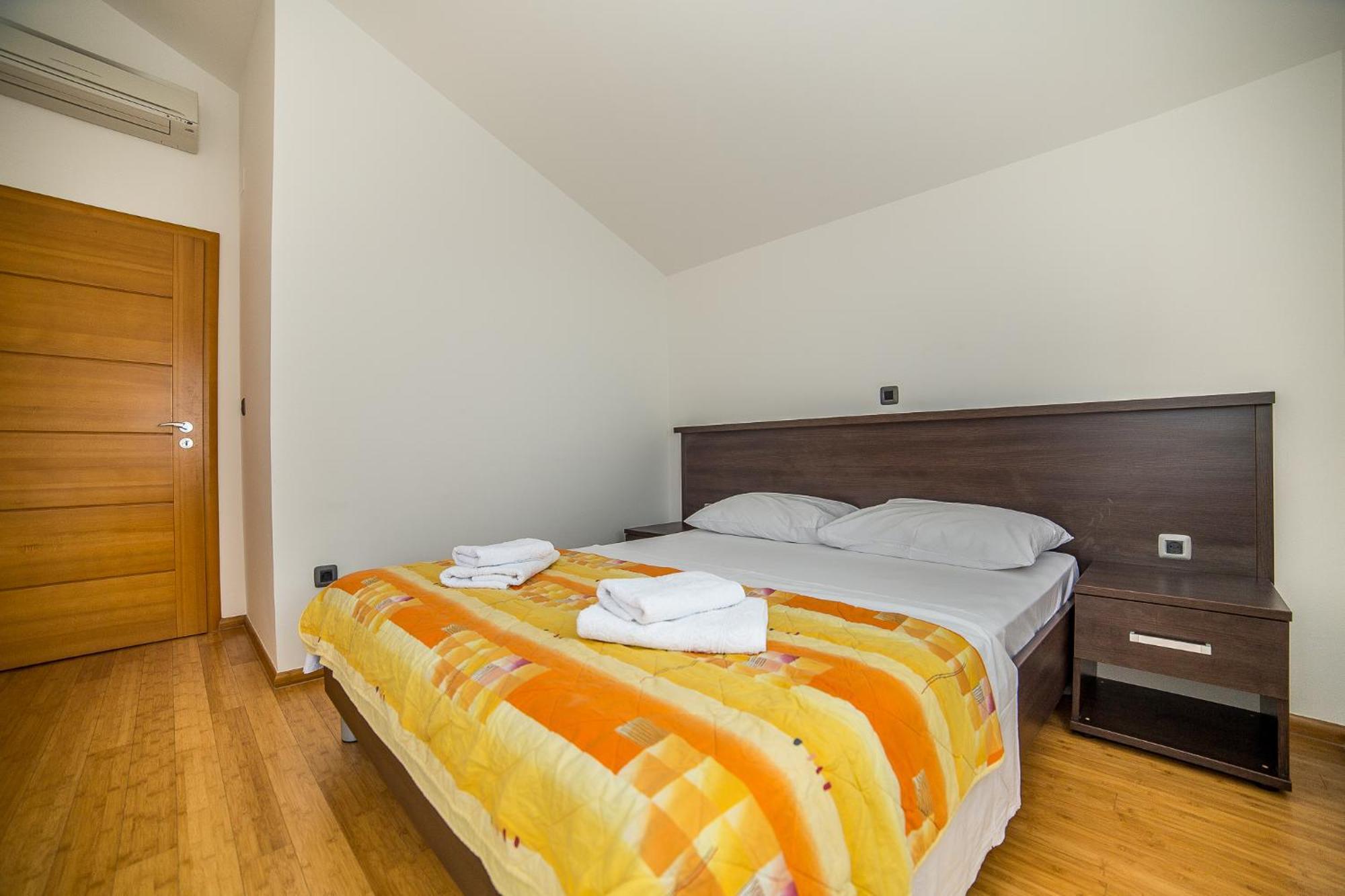 Apartment Villa Tucepi Beach