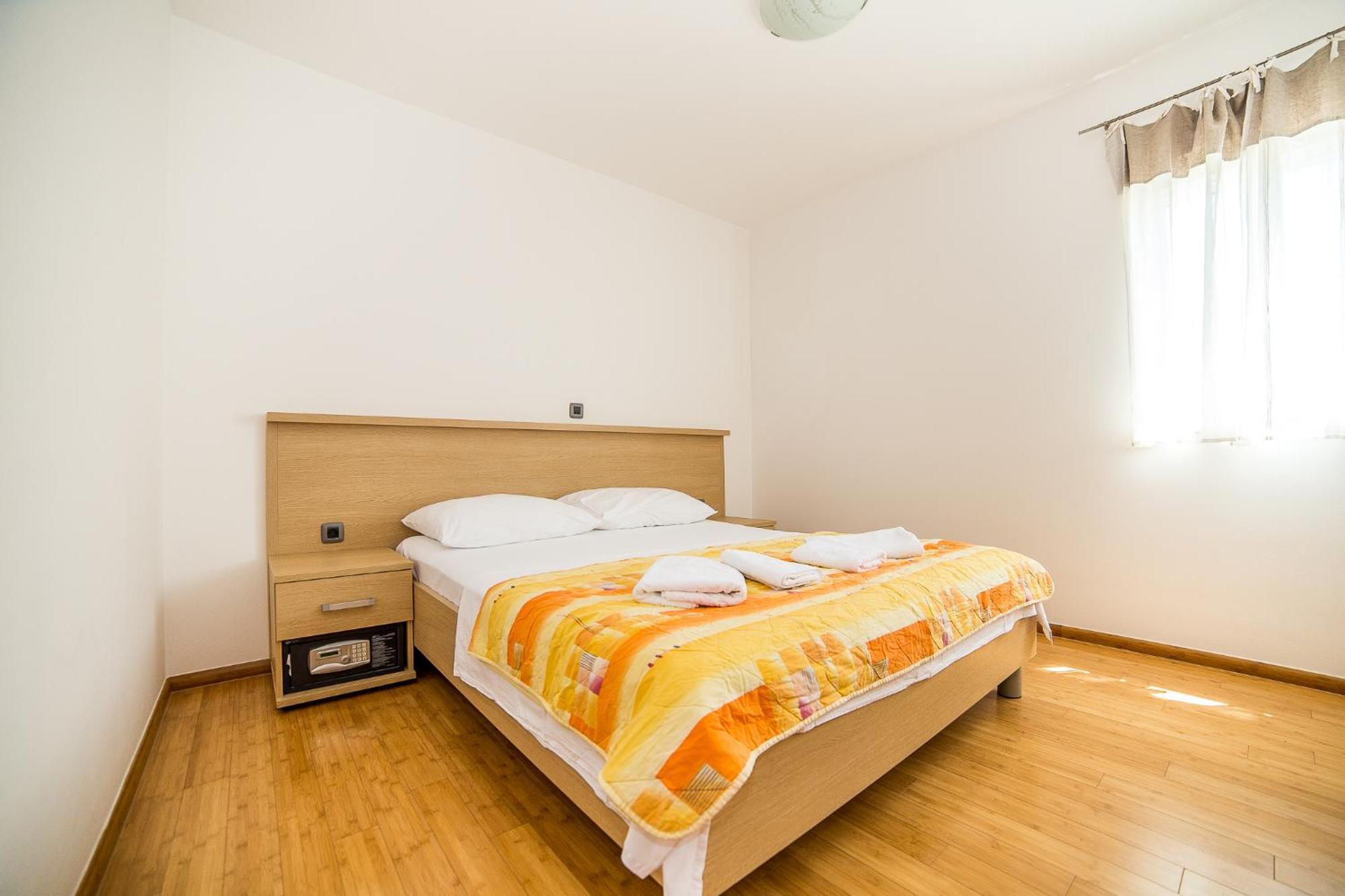 Villa Tucepi Beach Apartment *