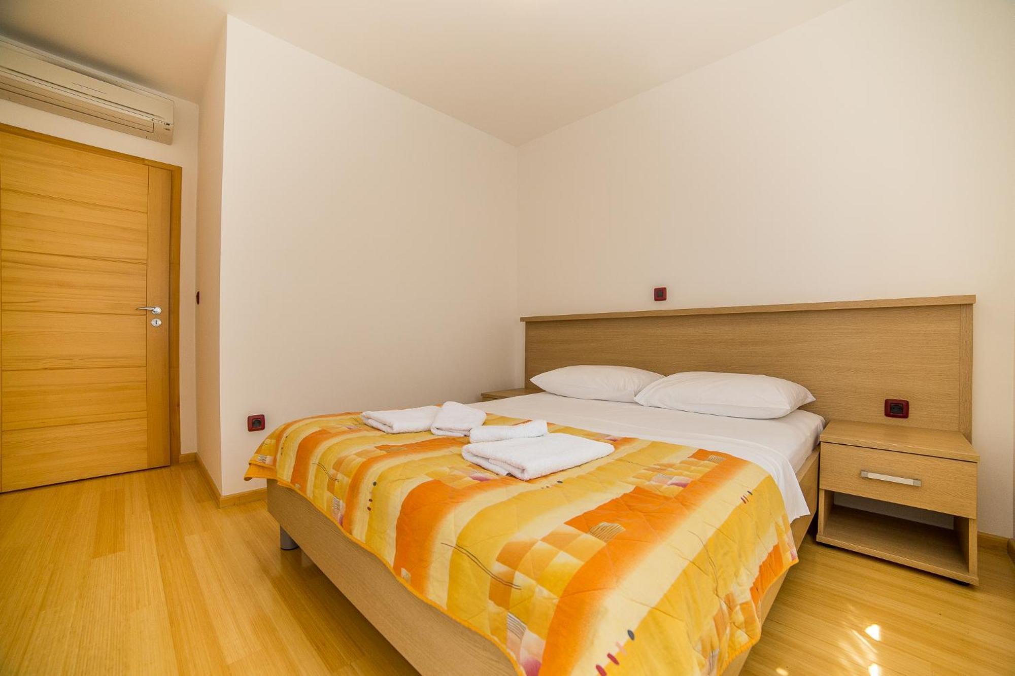 Apartment Villa Tucepi Beach *